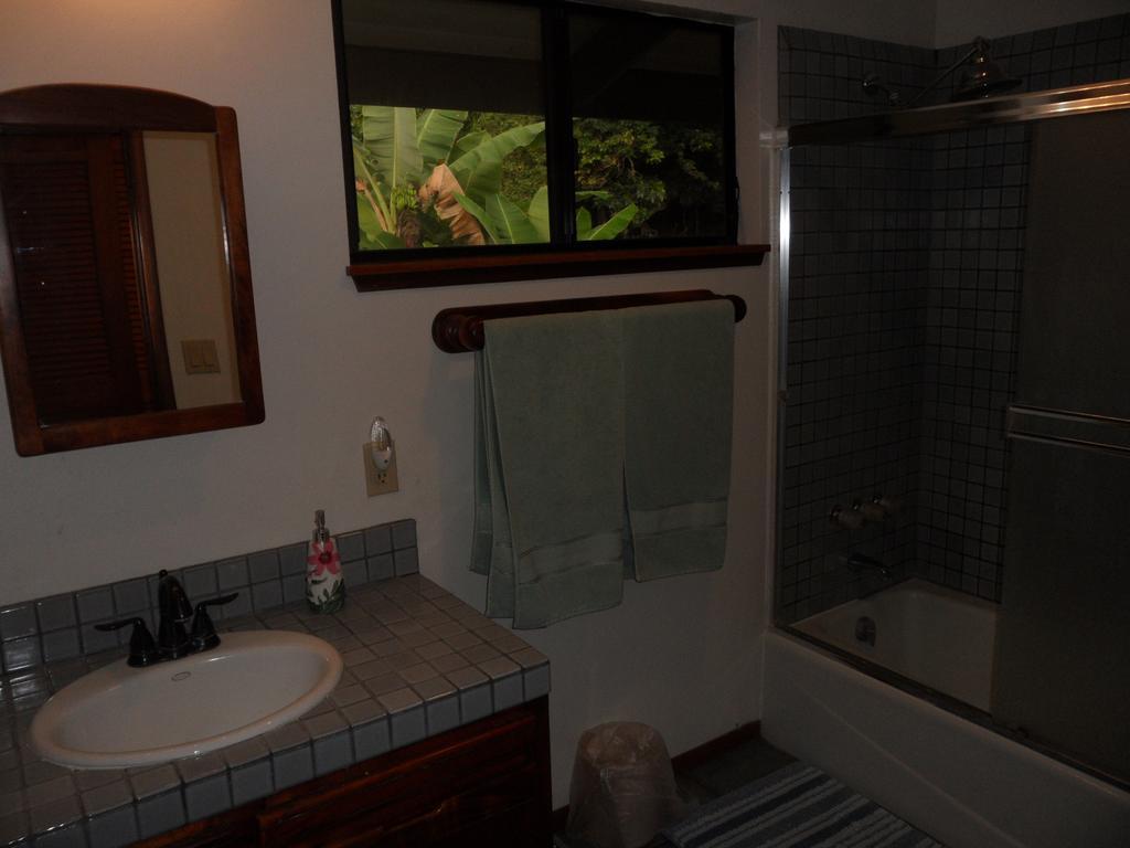 A Beautiful Edge Of The World Bed & Breakfast Bed & Breakfast Captain Cook